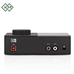 studio-equipments-audio-interface-sound-card-native-instruments-komplete-audio-1