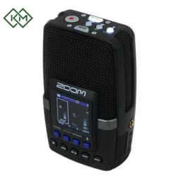 studio-equipments-audio-recorder-zoom-h2essential