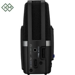 studio-equipments-audio-recorder-zoom-h2essential