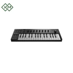 studio-equipments-midi-controller-native-instruments-komplete-kontrol-m32