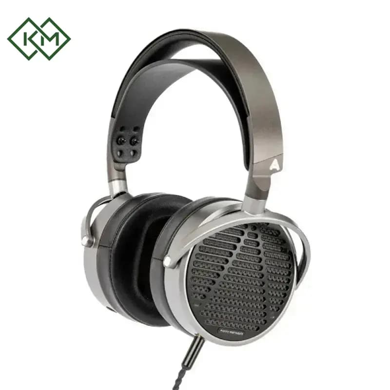 studio-equipments-headphones-audeze-mm-100