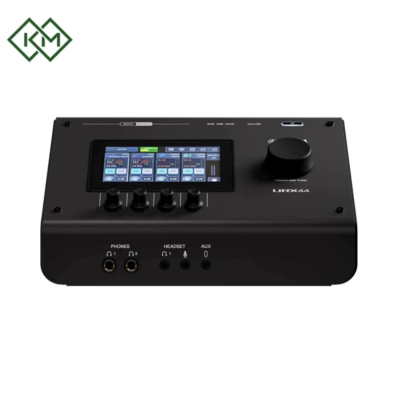 studio-equipments-audio-interface-sound-card-yamaha-urx44